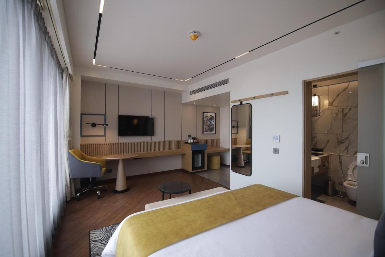 Ramada Encore By Wyndham Siliguri Sevoke Road Dış mekan fotoğraf