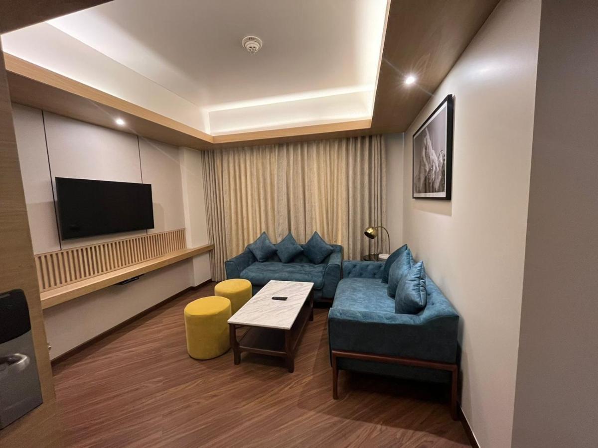Ramada Encore By Wyndham Siliguri Sevoke Road Dış mekan fotoğraf