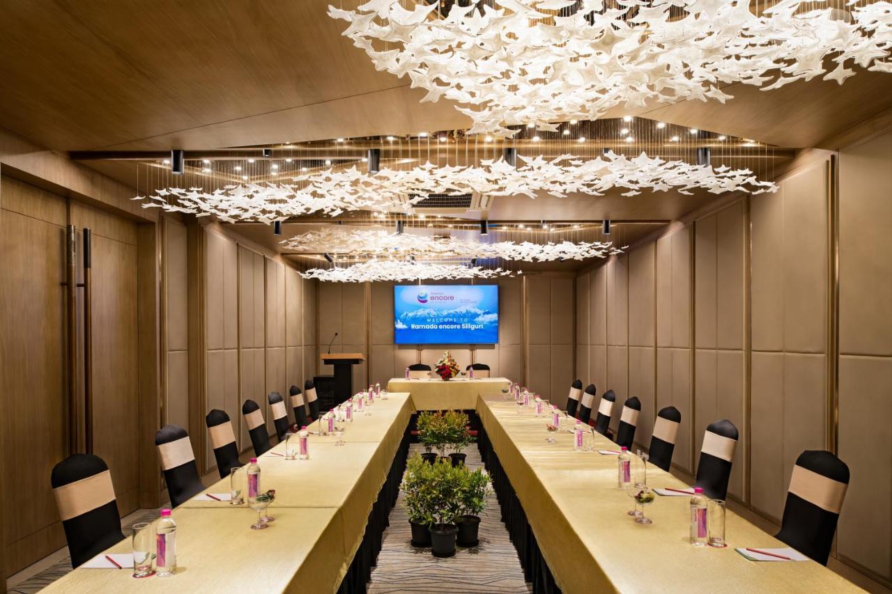 Ramada Encore By Wyndham Siliguri Sevoke Road Dış mekan fotoğraf
