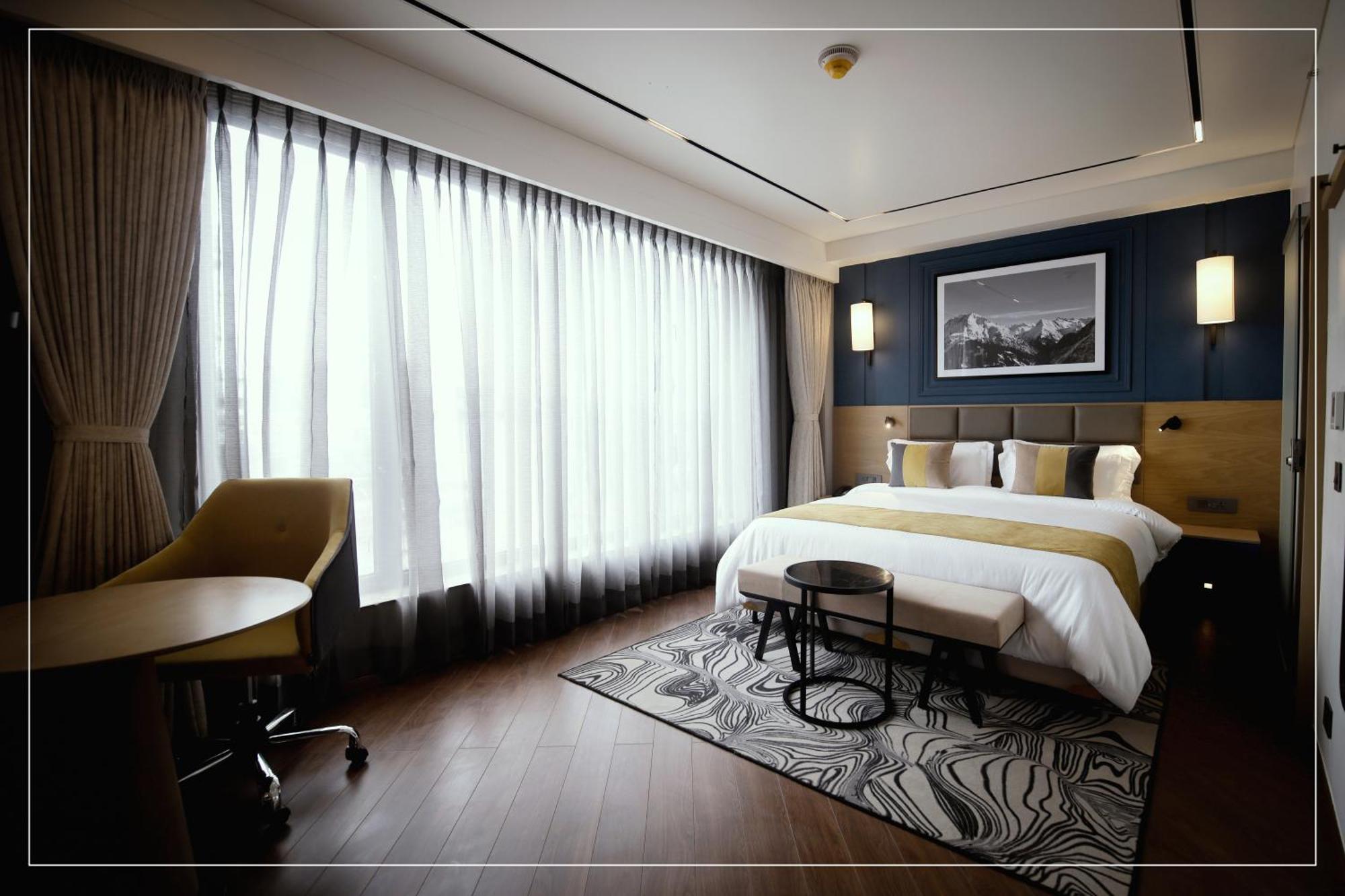 Ramada Encore By Wyndham Siliguri Sevoke Road Dış mekan fotoğraf